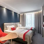 Express - By Ihg فندق