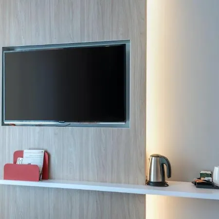 Express - By Ihg 3*
