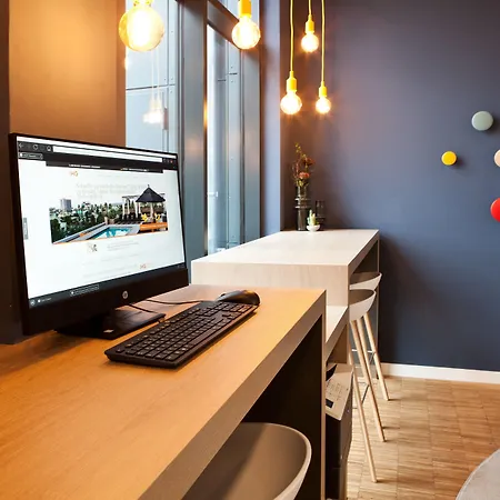 Express - By Ihg Hotel 3*