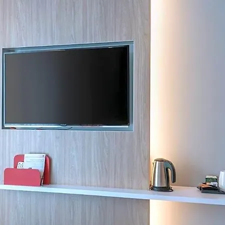 Express - By Ihg Hotell 3*