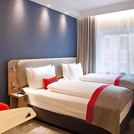 Express - By Ihg Hotell