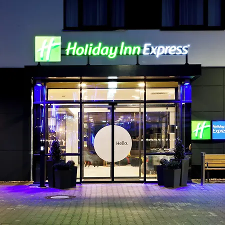 Отель Express - By Ihg 3*