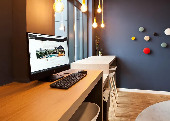 Express - By Ihg 호텔 3*